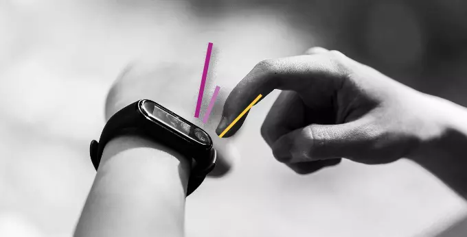 Foto van een pols met een wearable